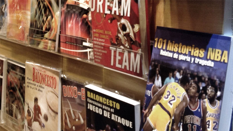La librería de Basketspirit, una visita obligada para el entrenador, el estudioso y el apasionado del baloncesto.
