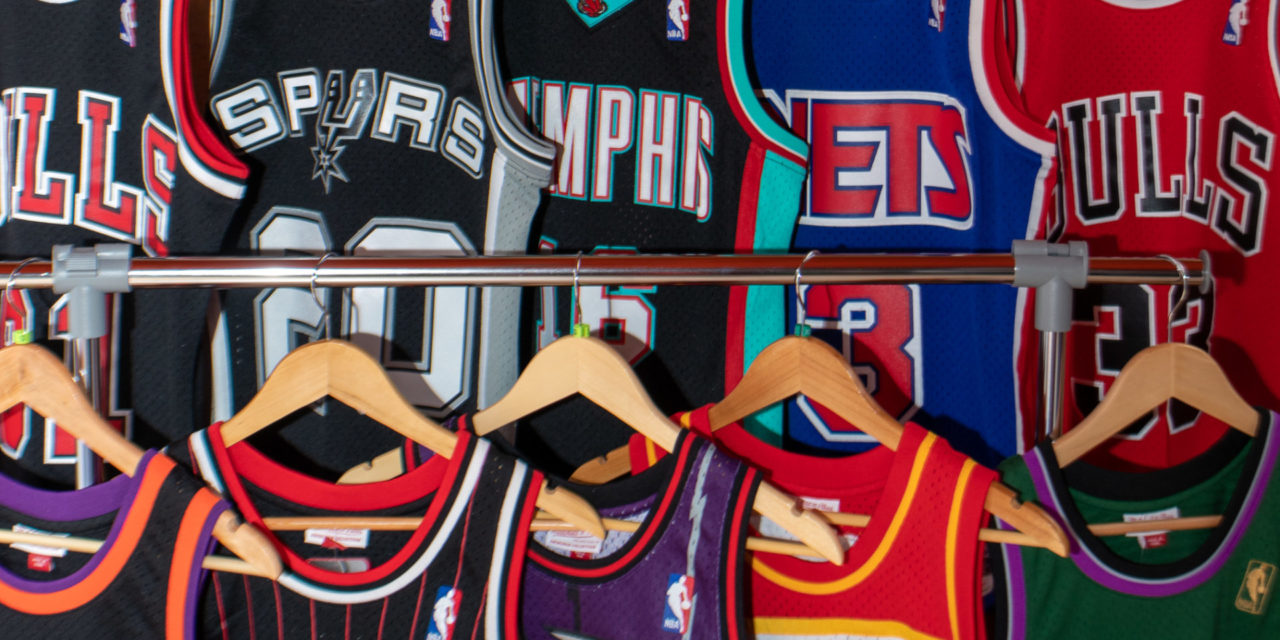 Hardwood Classics NBA. Camisetas de leyenda de la mano de Mitchell & Ness y Basketspirit